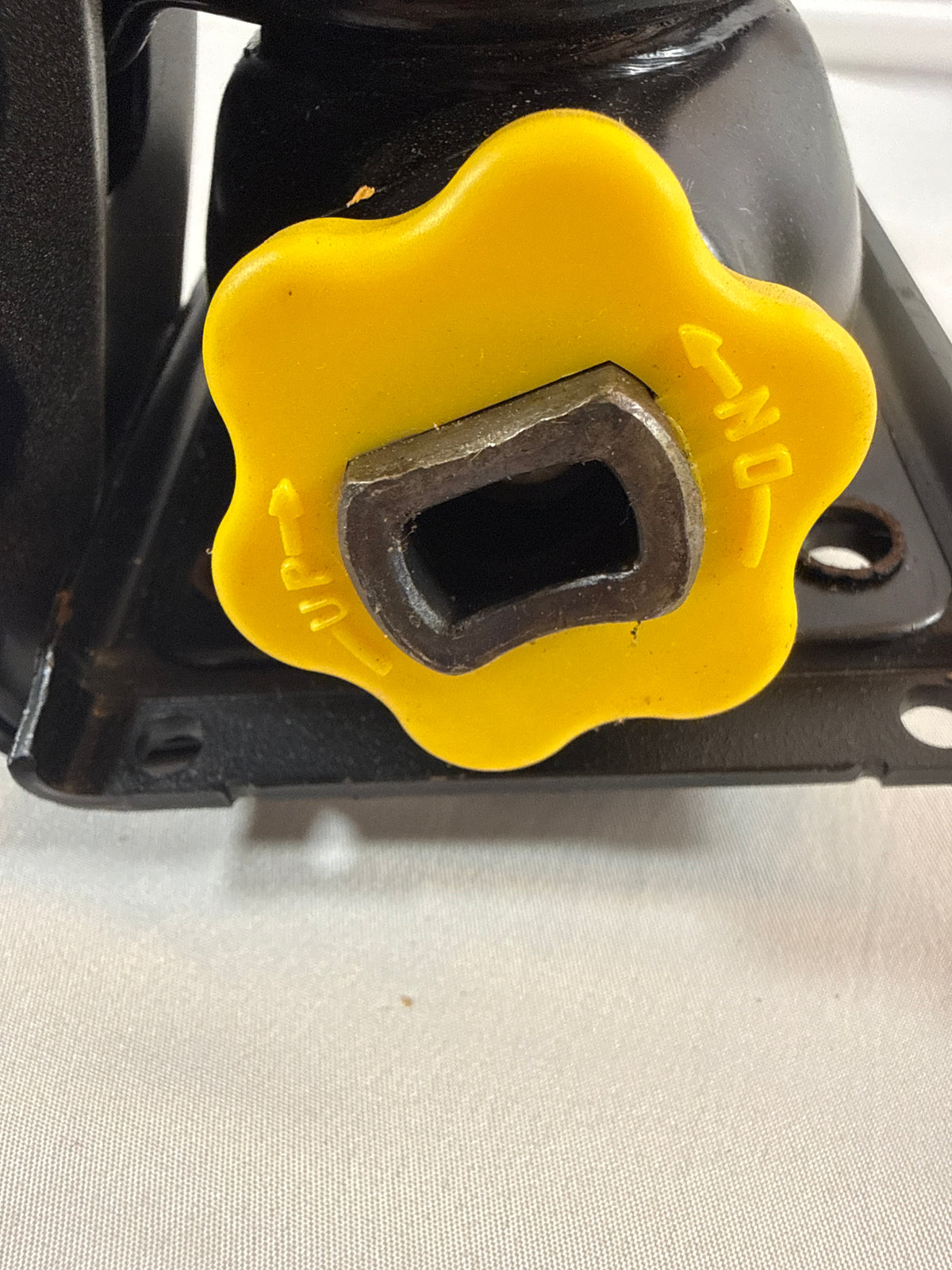 2019 Chevy Tahoe Premier Roadside Bottlejack 22969420