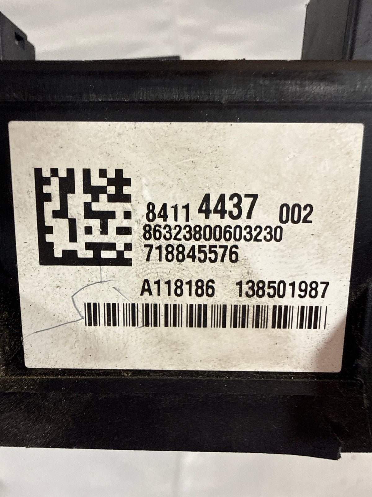 2019 Chevy Tahoe Premier Engine Wiring Harness Junction Block Fuse Box 84114437