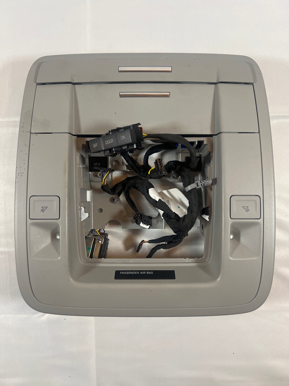 2019 Chevy Tahoe Premier Overhead Console / Light Ash Gray Roof Console 84456853