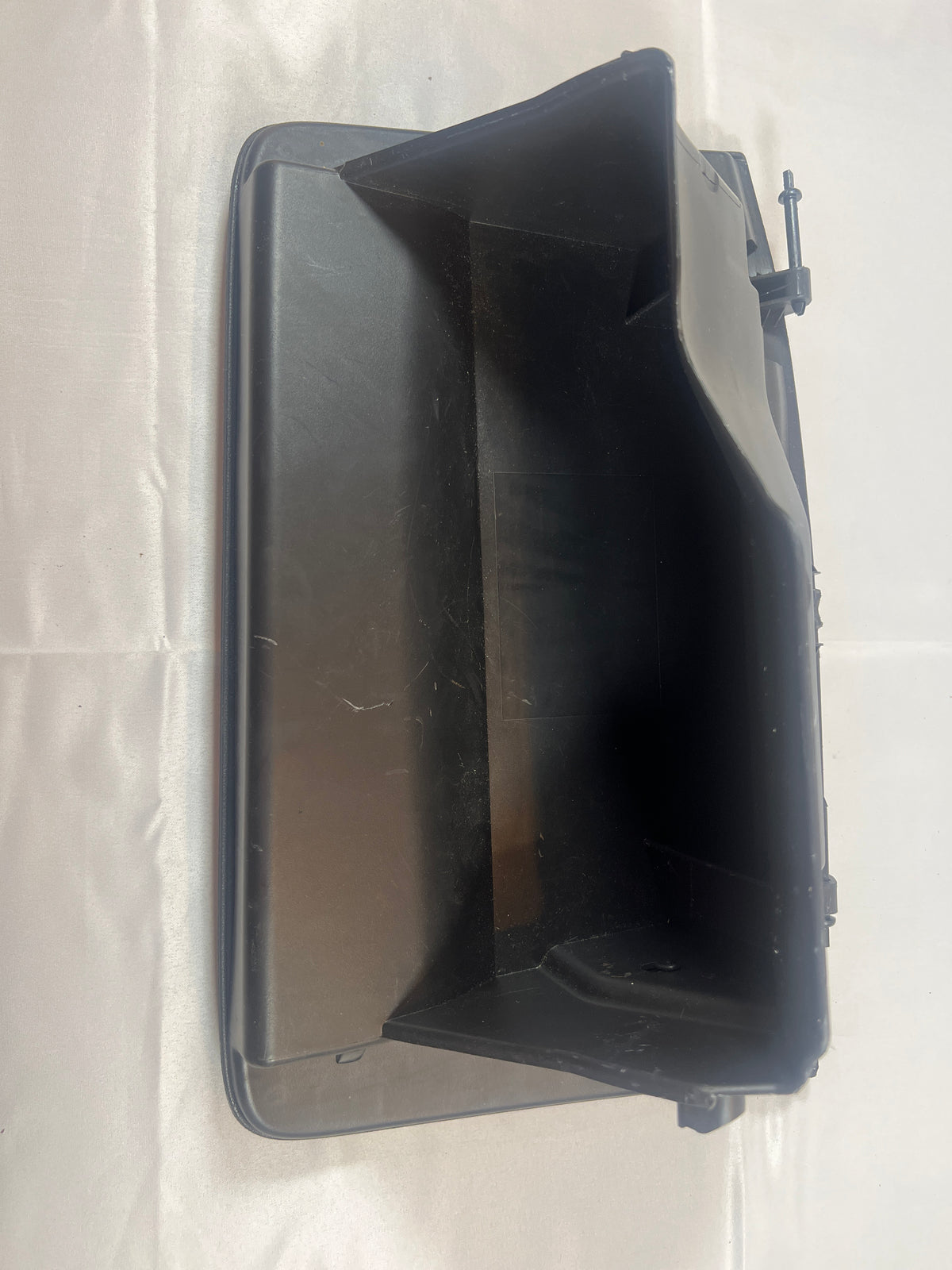 OEM 22883560 2019 Chevy Tahoe Premier Glove Box Compartment