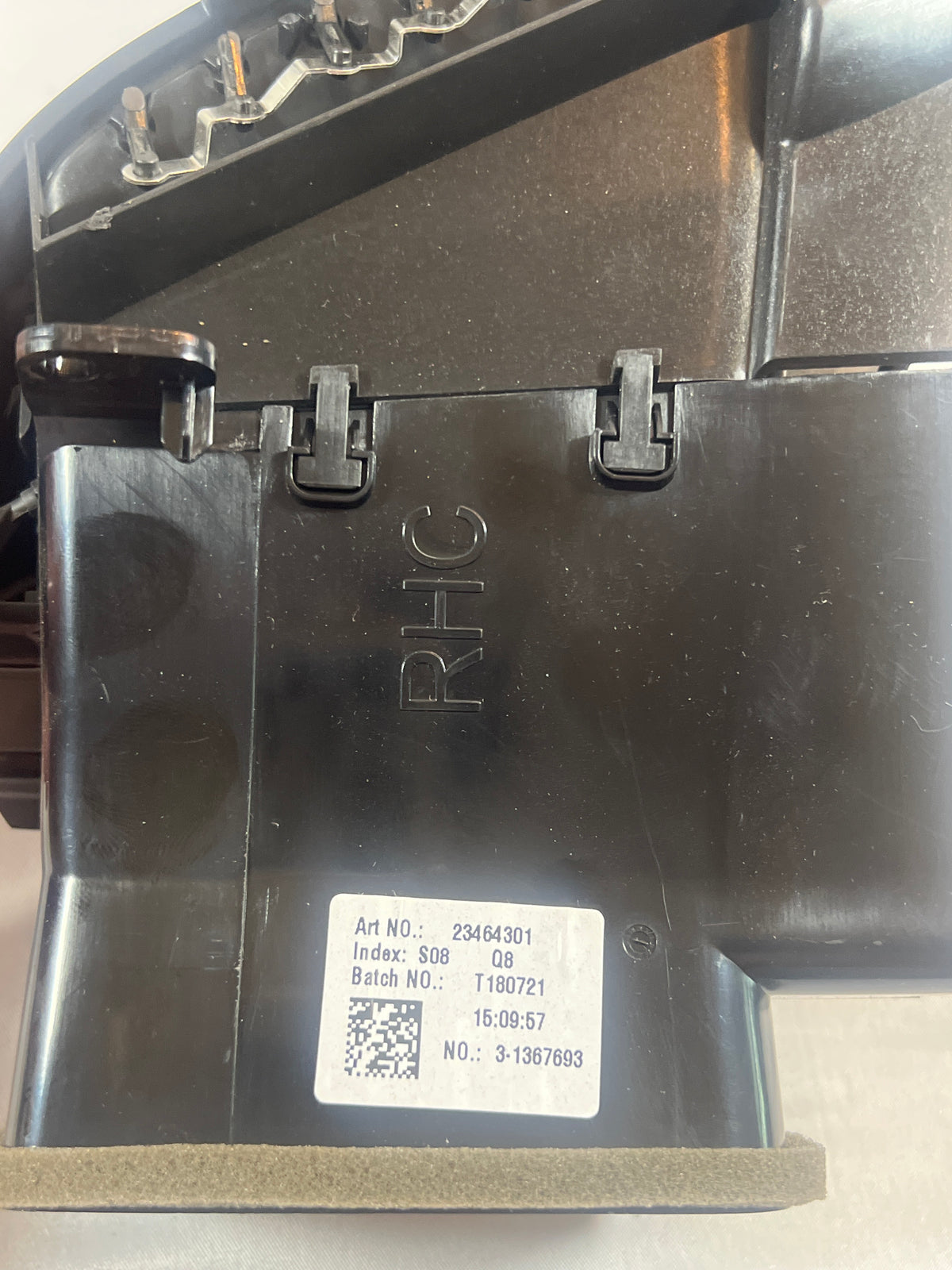 2019 Chevy Tahoe Premier Passenger Side Center Instrument Panel Air Outlet 23464301, 23464301