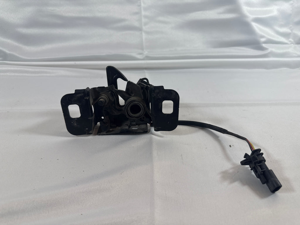 OEM 2019 Chevy Tahoe Premier Hood Lock Latch