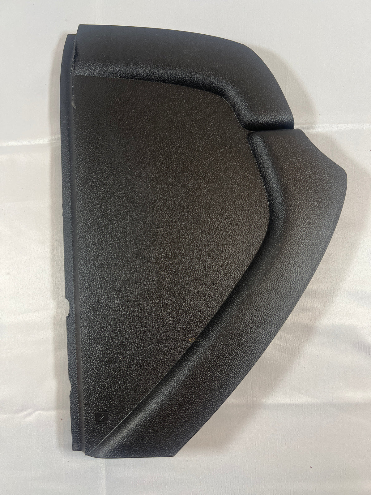 2019 Chevy Tahoe Premier DASHBOARD LEFT SIDE END CAP TRIM COVER / PANEL SIDE COVER 84414205