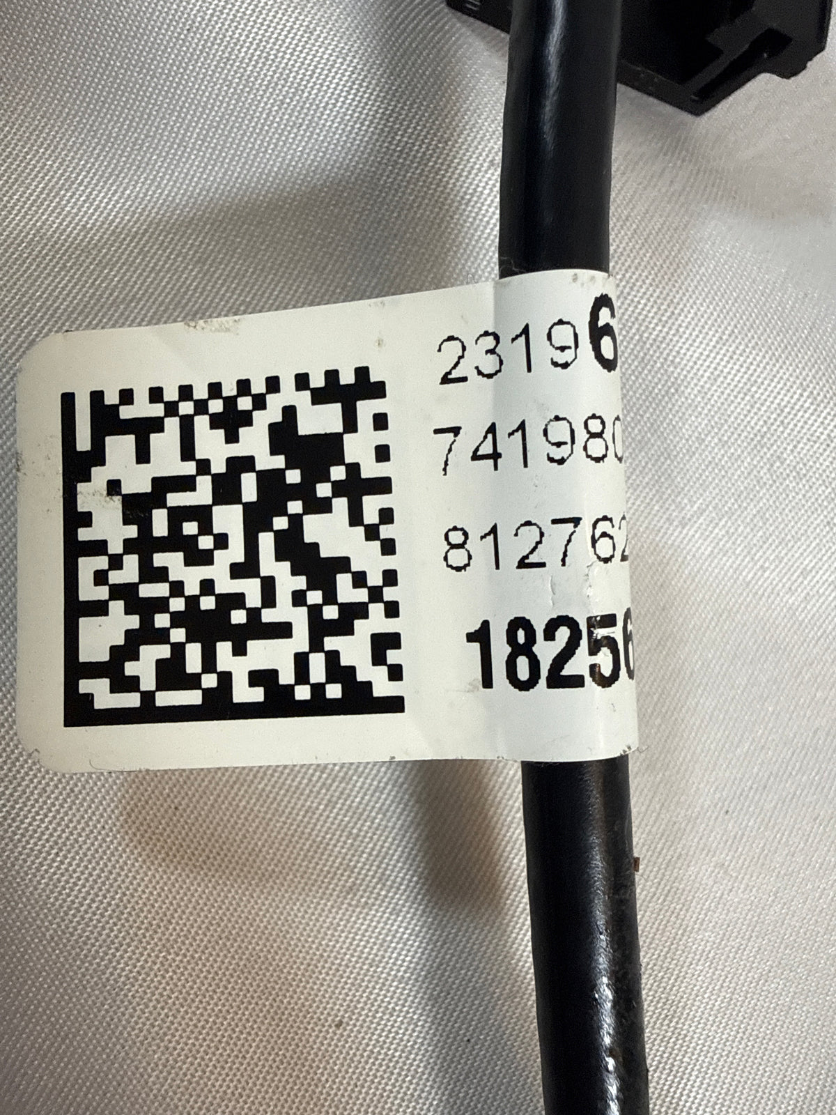 26001-105 Bin5
