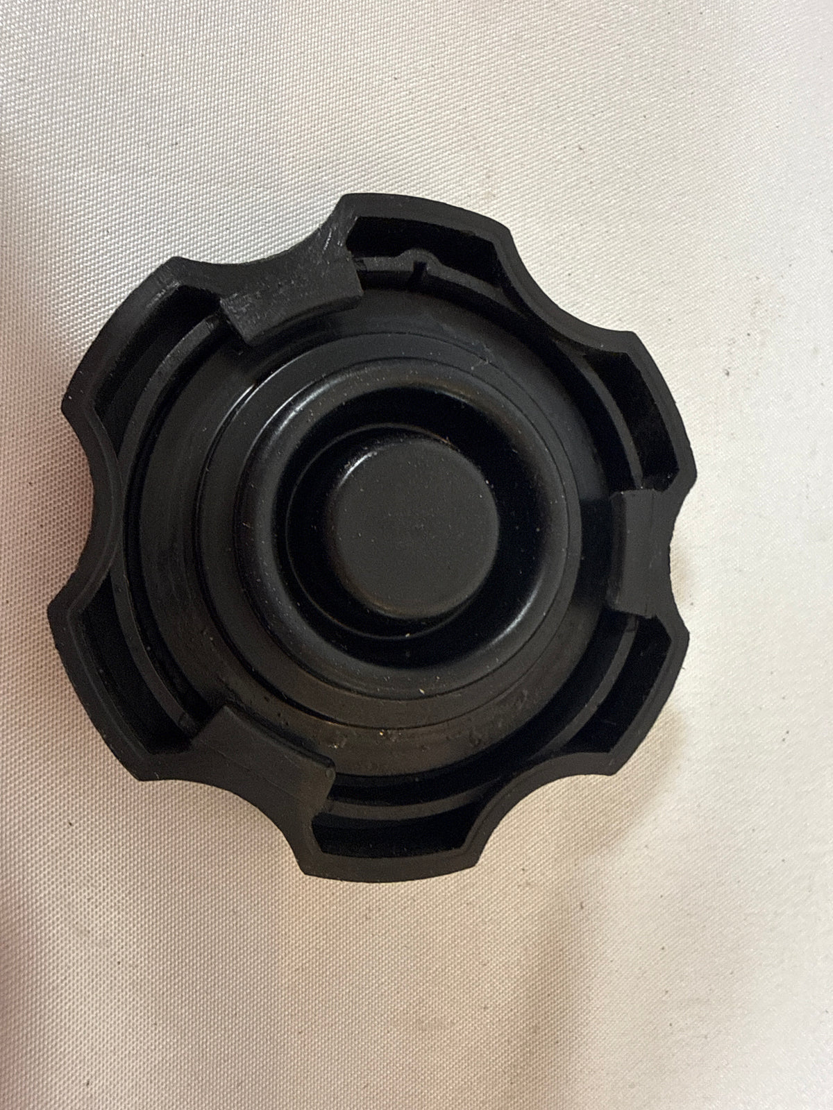 OEM# 20760280 2019 Chevy Tahoe Premier Brake Master Reservoir Cap Cylinder