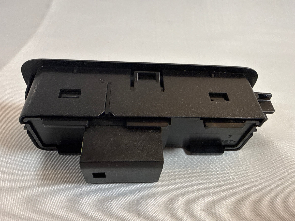 OEM# 22894089 2019 Chevy Tahoe Premier Memory Seat Switch &amp; Bezel