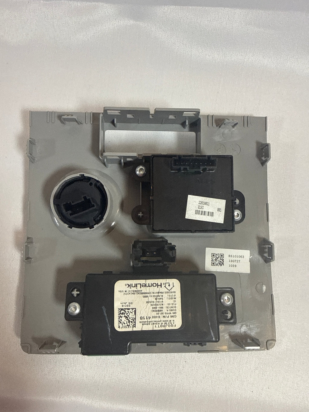 2019 Chevy Tahoe Premier Sunroof Overhead Console Switch 84084118, 22818011