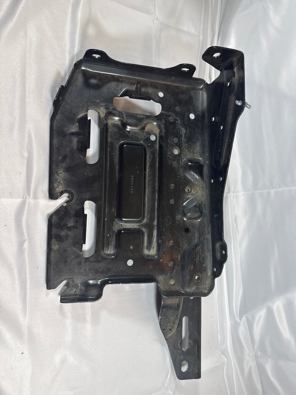 2019 Chevy Tahoe Premier Passenger Side Battery Tray Right Side Housing Box 84177367