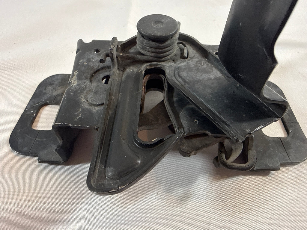 OEM 2019 Chevy Tahoe Premier Hood Lock Latch