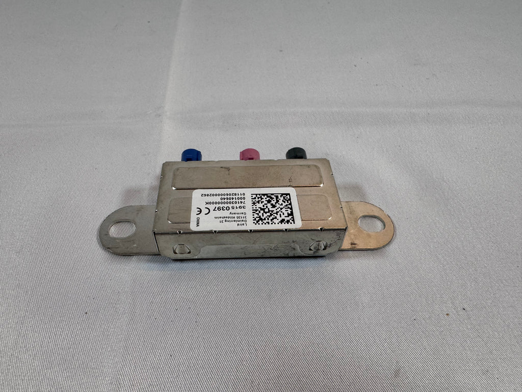 2019 Chevy Tahoe Premier Navigation Signal Splitter 39150397