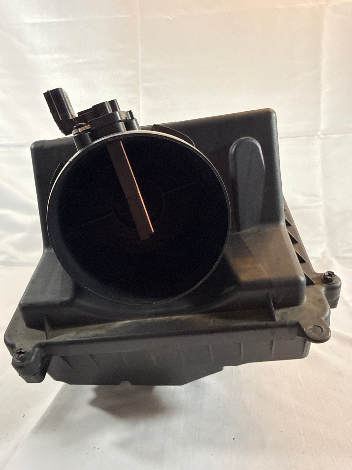 OEM# 23252207 2019 Chevy Tahoe Premier Air Cleaner Intake Box