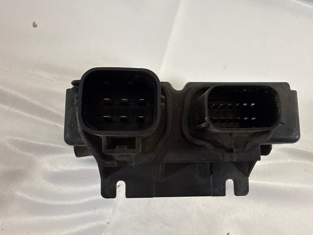 2019 Chevy Tahoe Premier Power Fold Running Board Control Module 84381768, 23465321, 84158469
