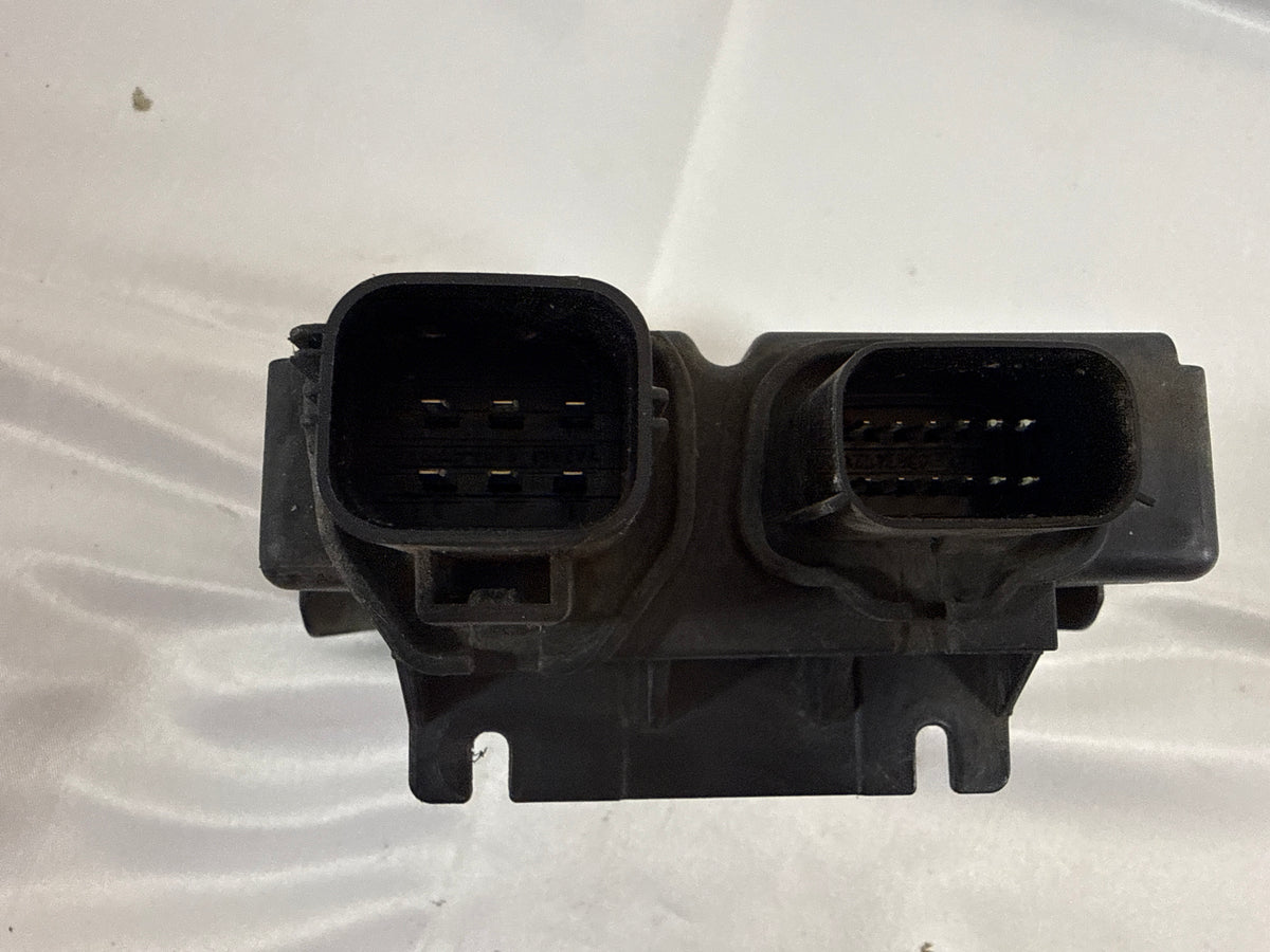 2019 Chevy Tahoe Premier Power Fold Running Board Control Module 84381768, 23465321, 84158469