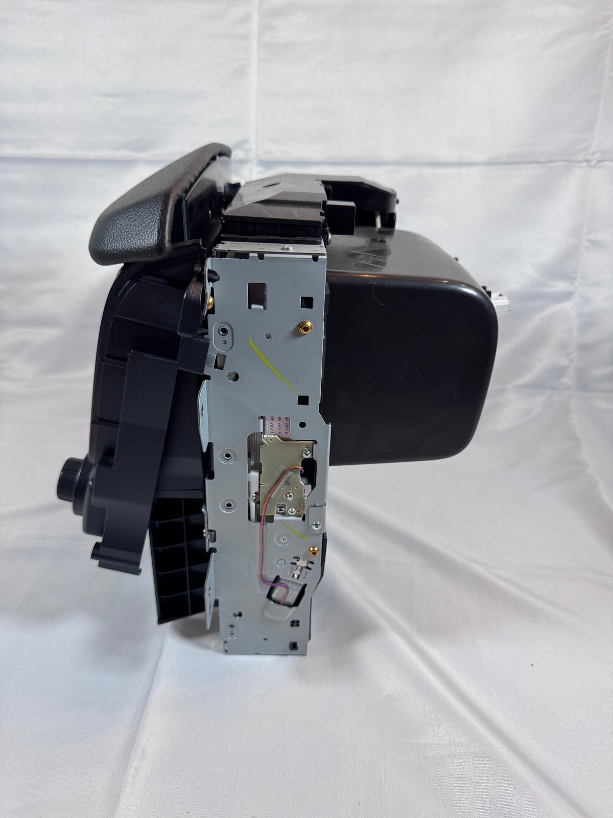 2019 Chevy Tahoe Premier Radio Control Unit 84540932, 84540932