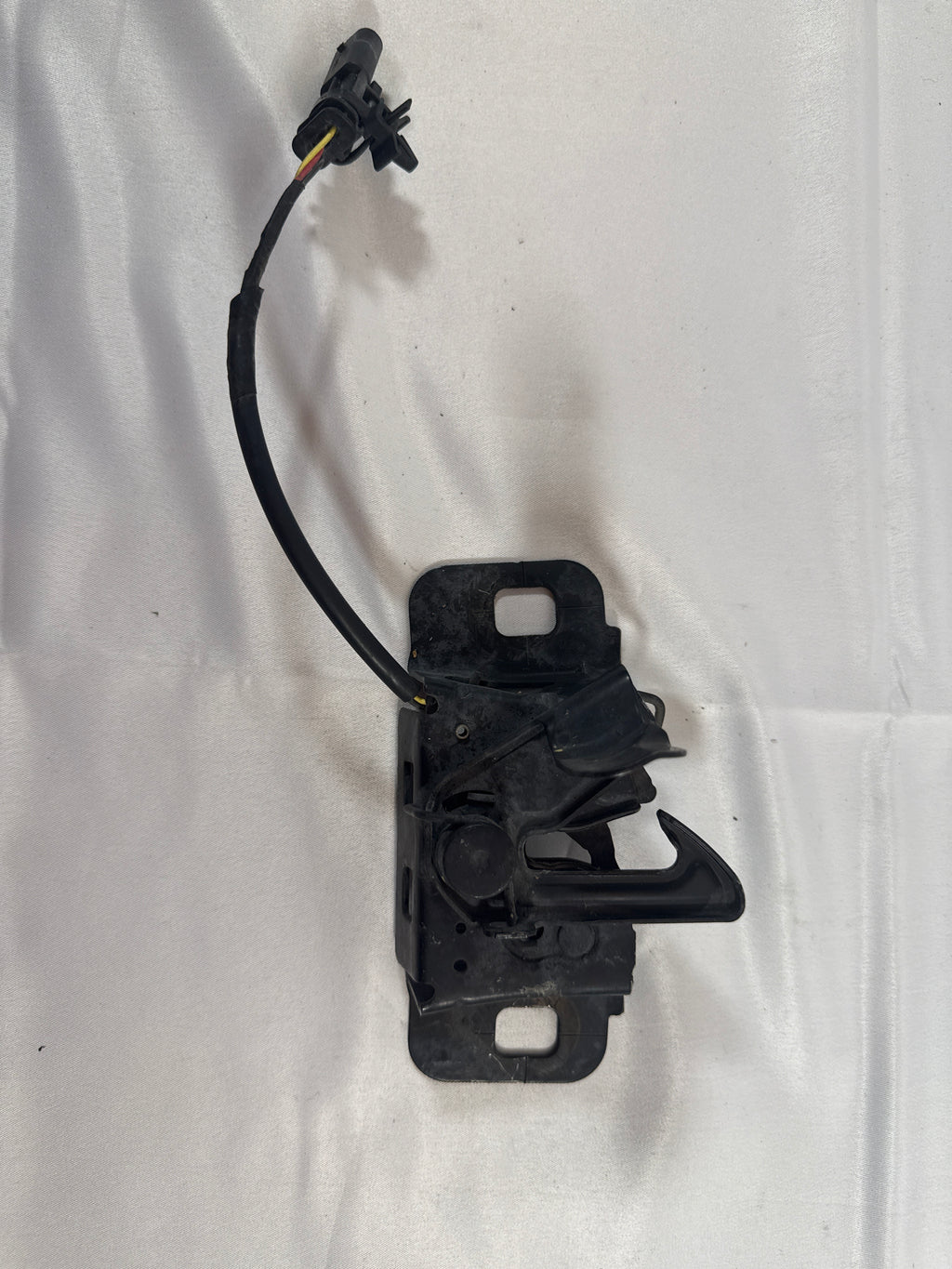 OEM 2019 Chevy Tahoe Premier Hood Lock Latch