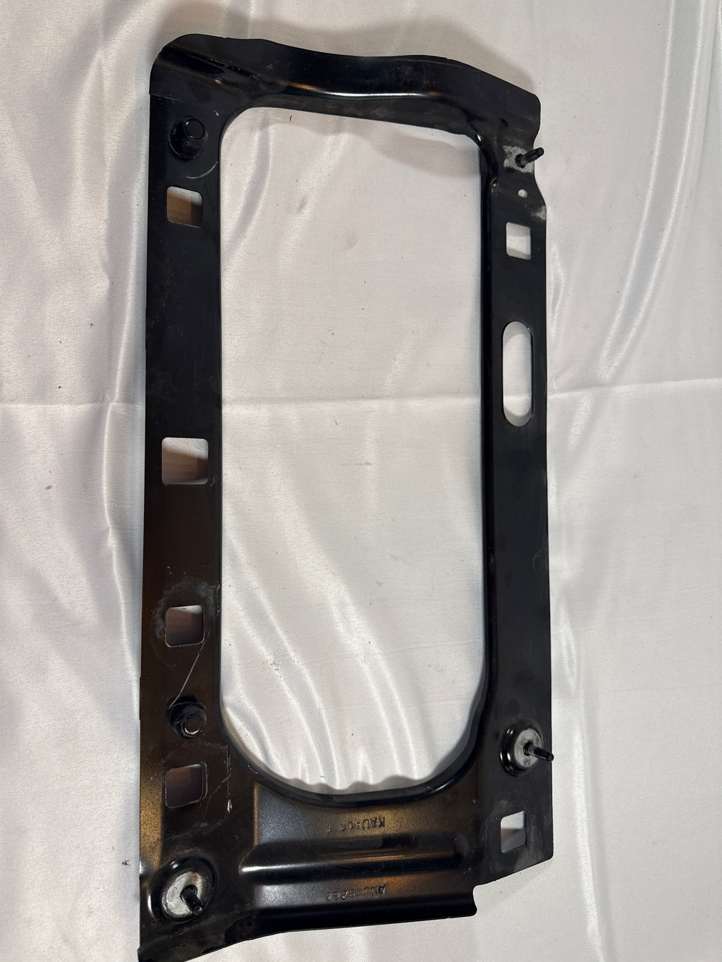 2019 Chevy Tahoe Premier RIGHT SIDE RADIATOR FRAME PANEL BRACKET ANJ19282