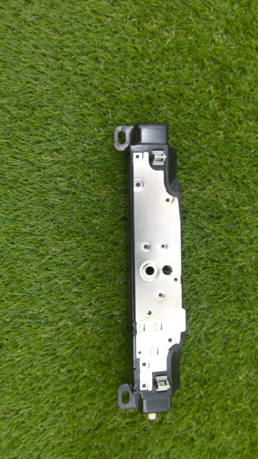 OEM 1585601-00-E 2022 Tesla Model Y Bluetooth Wi-Fi Antenna Module