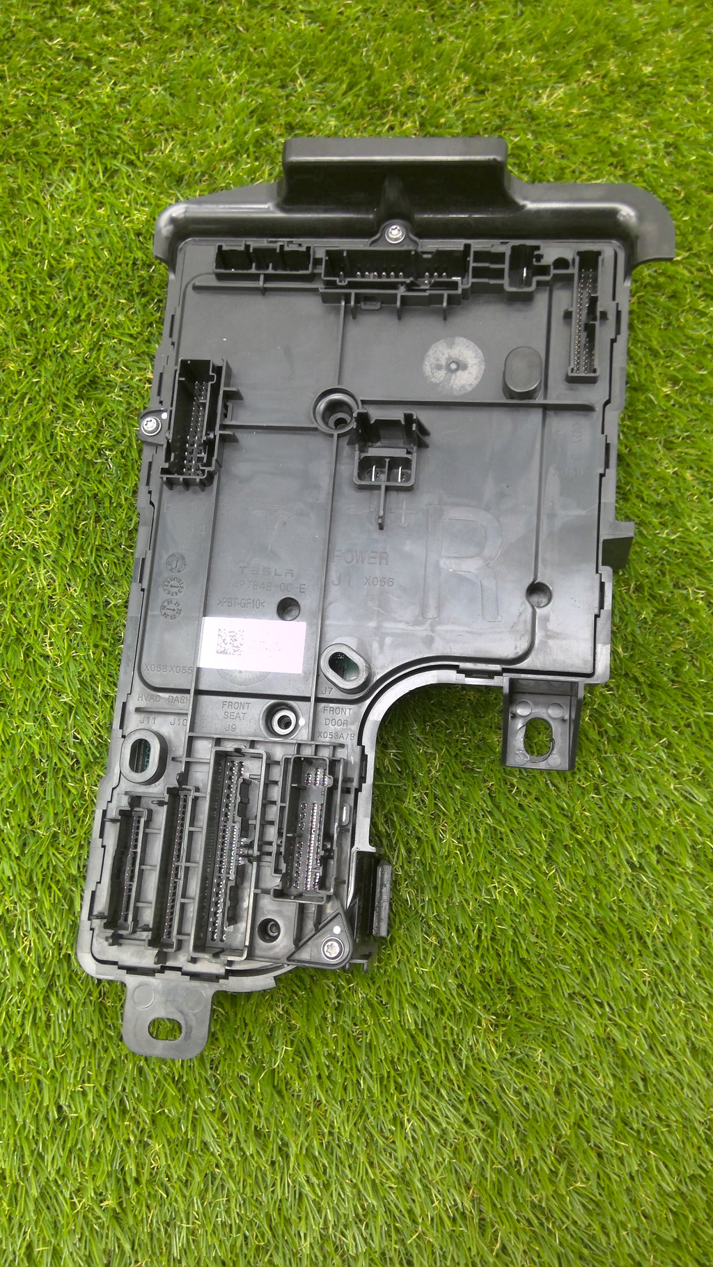 OEM 1657650-10-B 2022 Tesla Model Y Right Low Voltage Body Controller