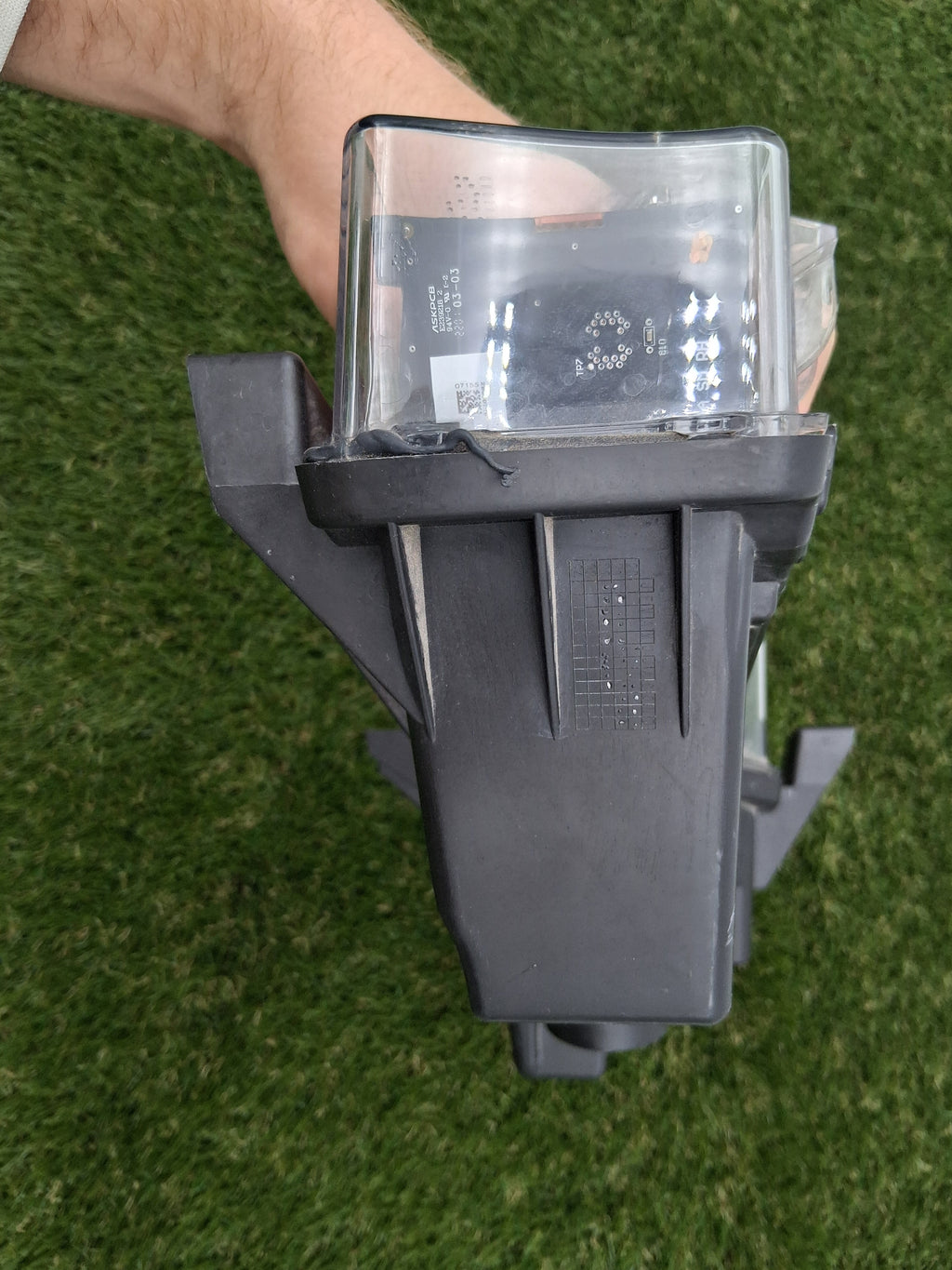 OEM 1507931-00-C 2022 Tesla Model Y Right Side LED Fog Light