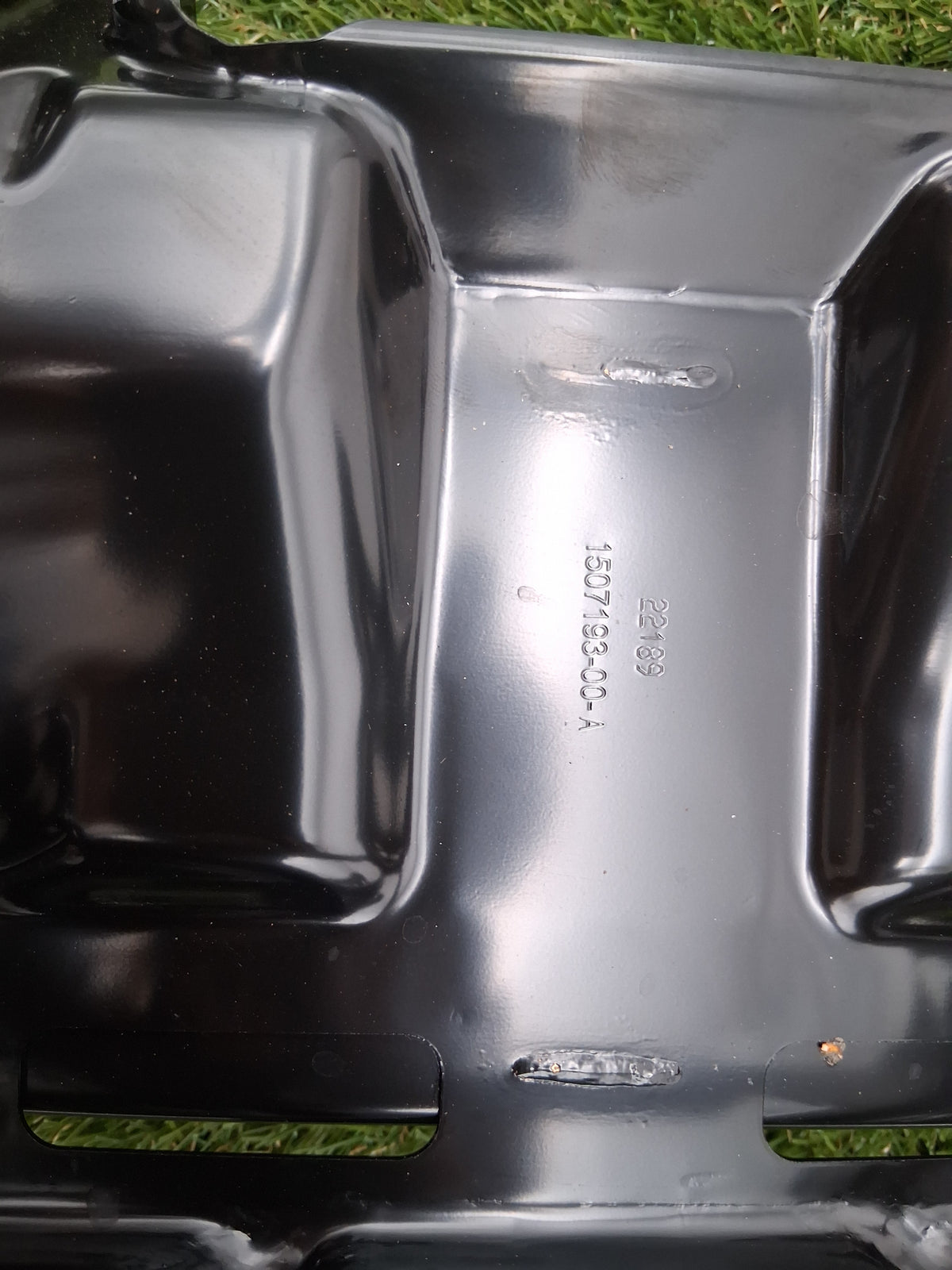 OEM 1507193-00-A 2022 Tesla Model Y Podium Bracket