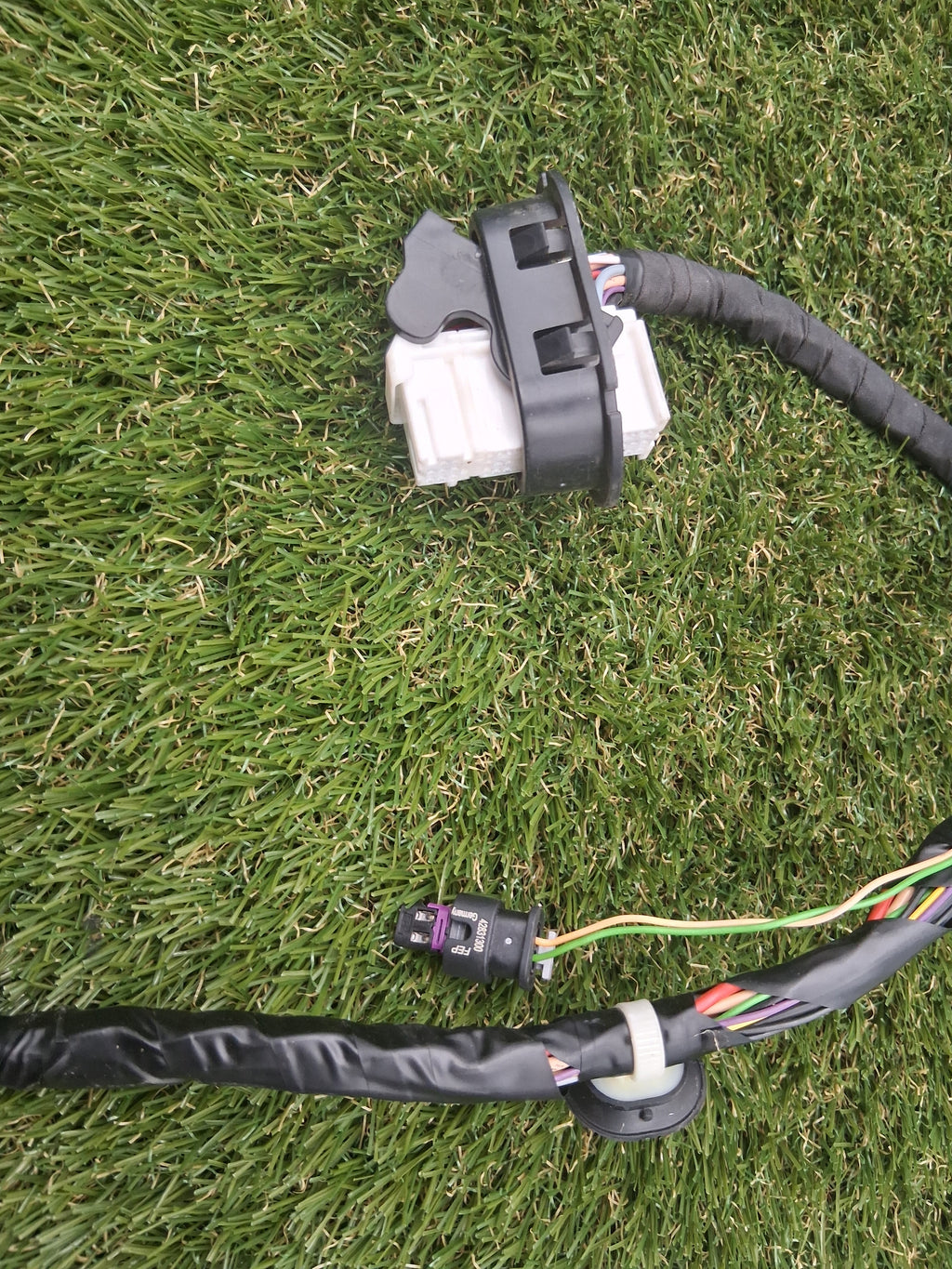 OEM 1489052-00-E 2022 Tesla Model Y Right Side Door Wiring Harness