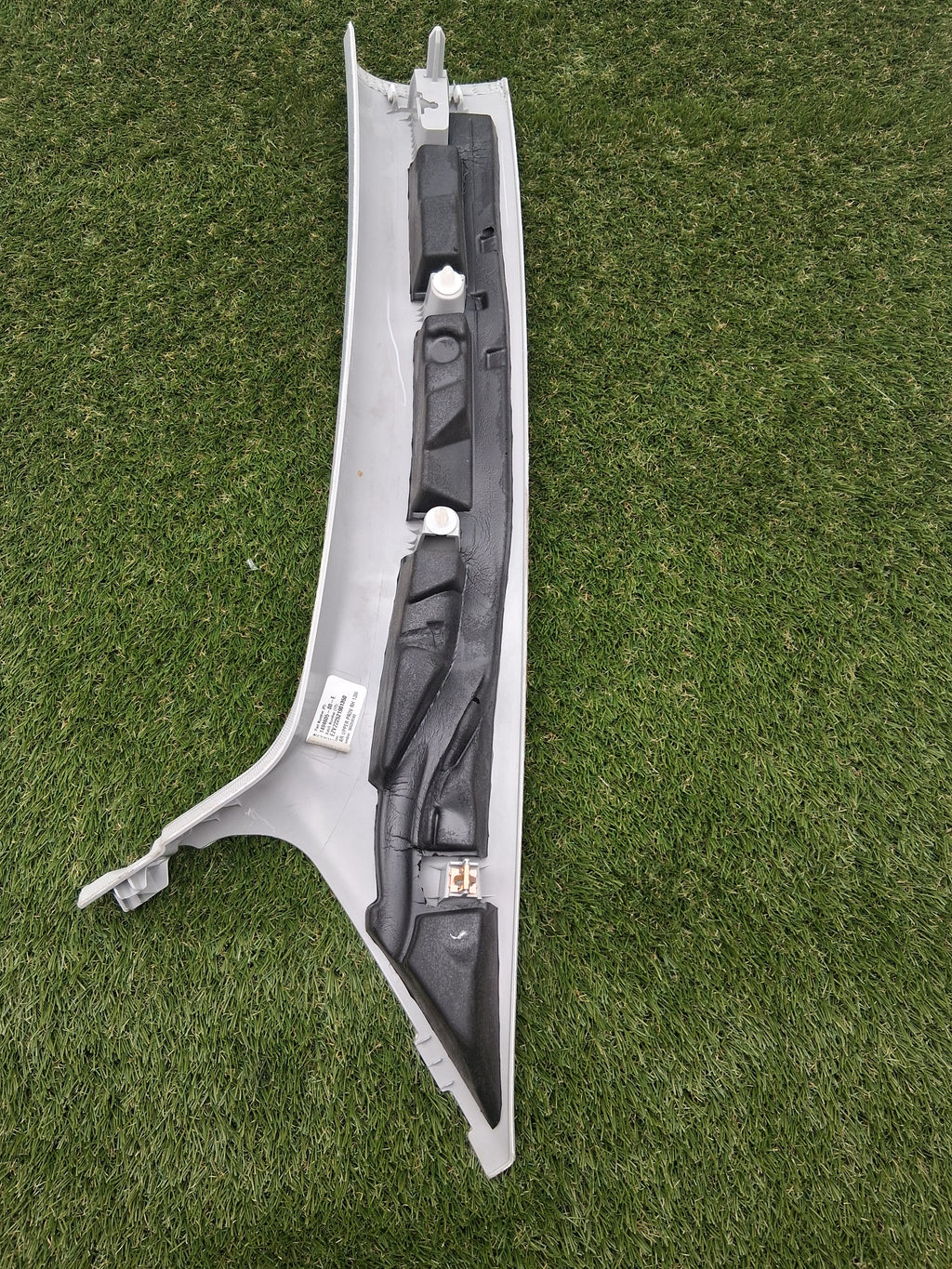 OEM 1494605-00-E 2022 Tesla Model Y Upper A Pillar Cover Trim