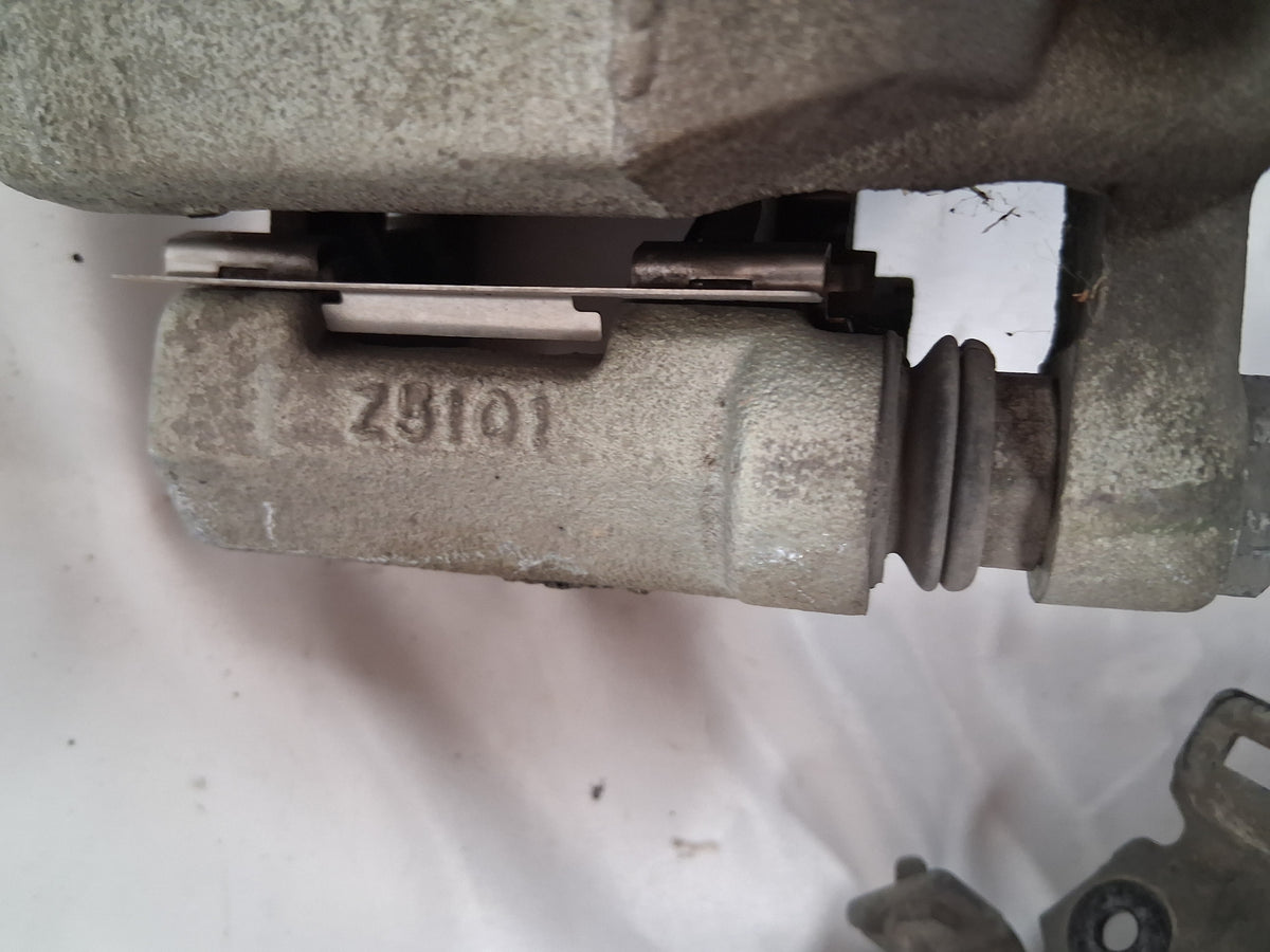 OEM# 23276880 2019 Chevy Tahoe Premier Front Right Brake Caliper
