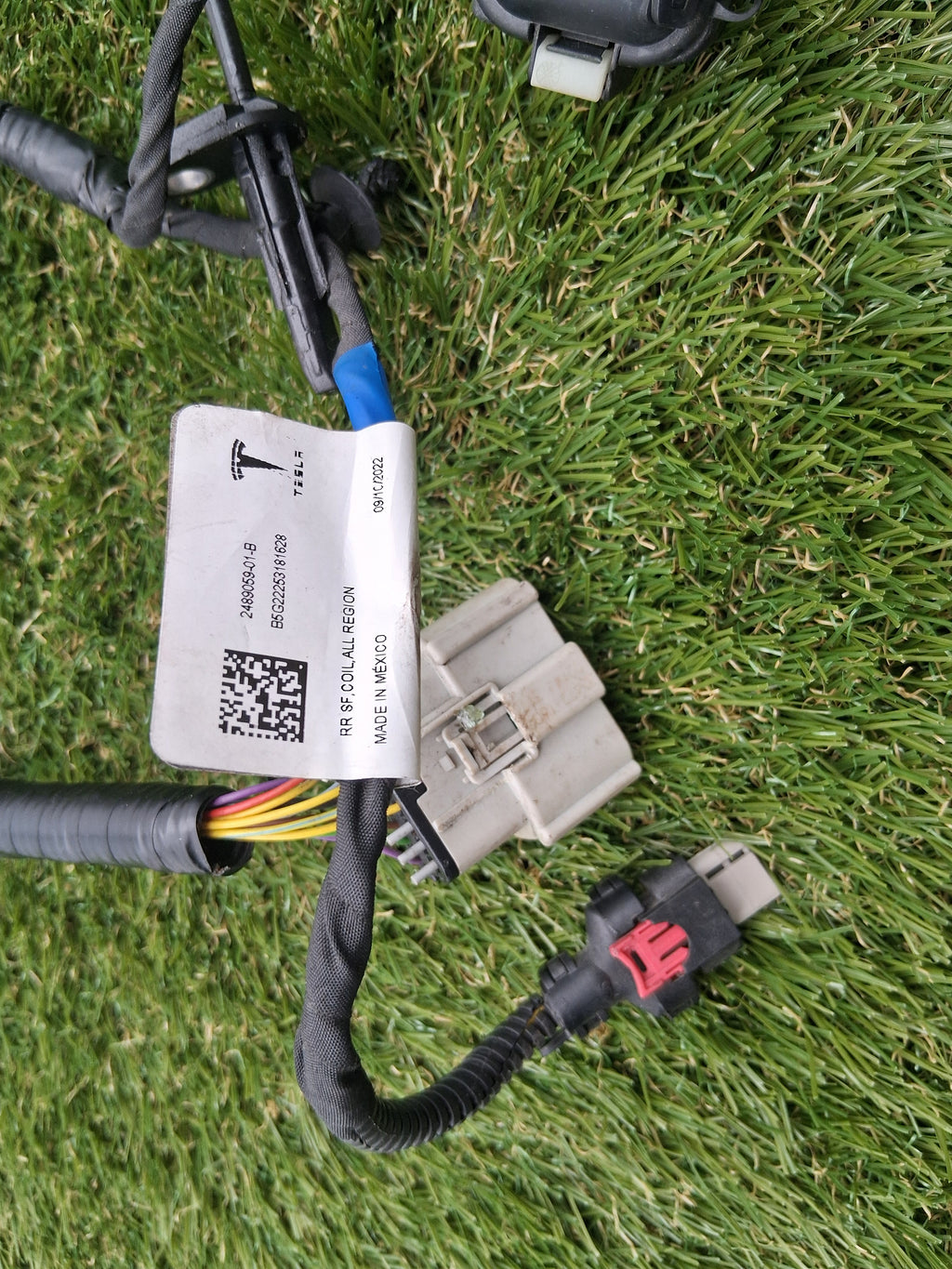 OEM 2489059-01-B 2022 Tesla Model Y Rear Subframe Wiring Harness