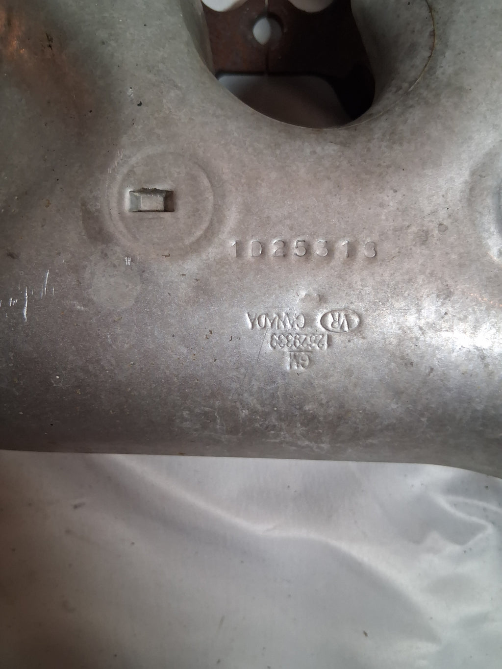 OEM# 12629337 2019 Chevy Tahoe Premier LS Exhaust Manifold