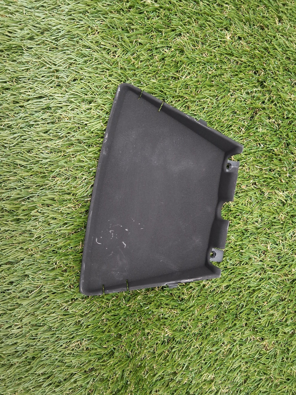 OEM 1619875-00-C 2022 Tesla Model Y Camera Glare Shield Cover
