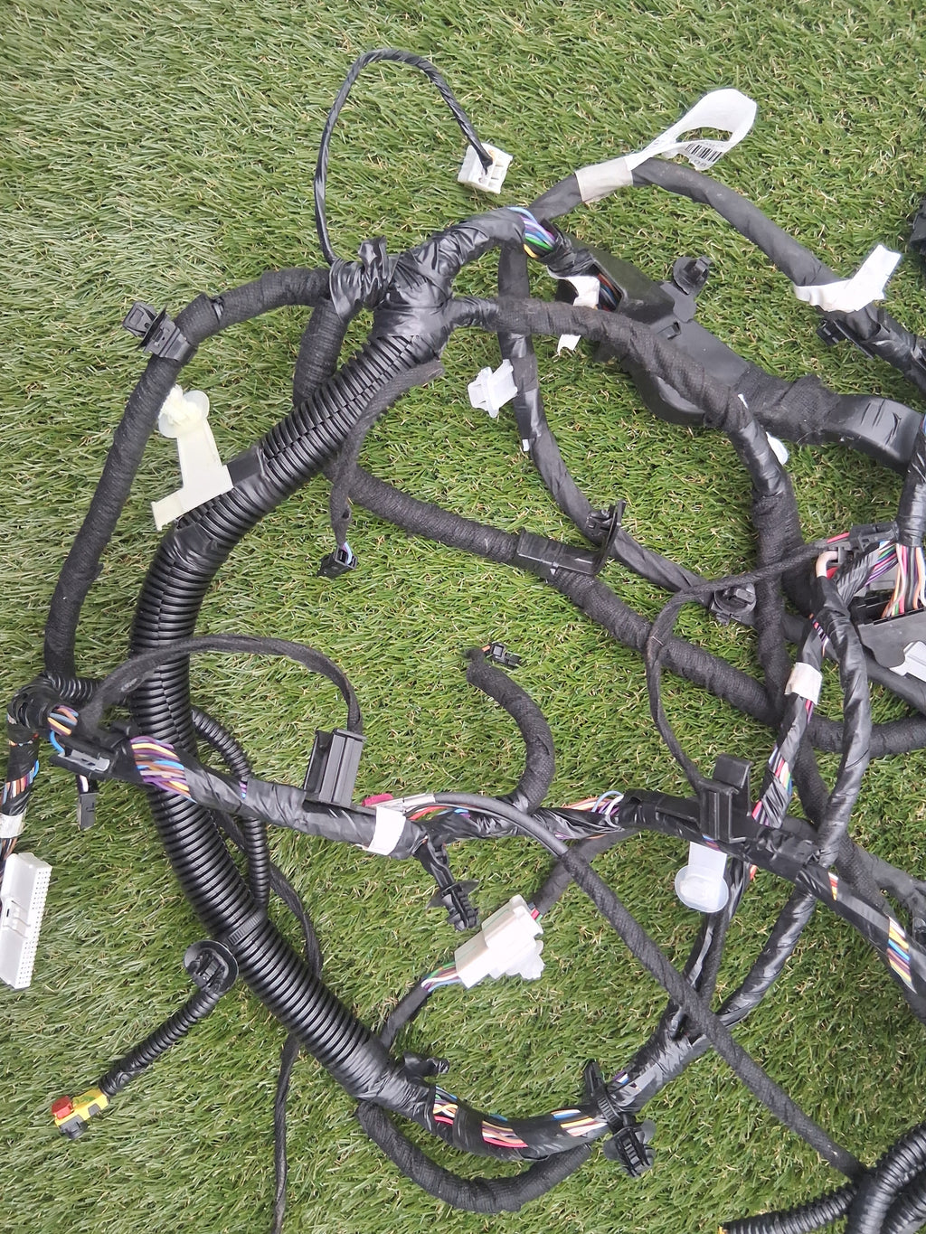 OEM 2489040-05-B 2022 Tesla Model Y Dashboard Instrument Panel Wiring