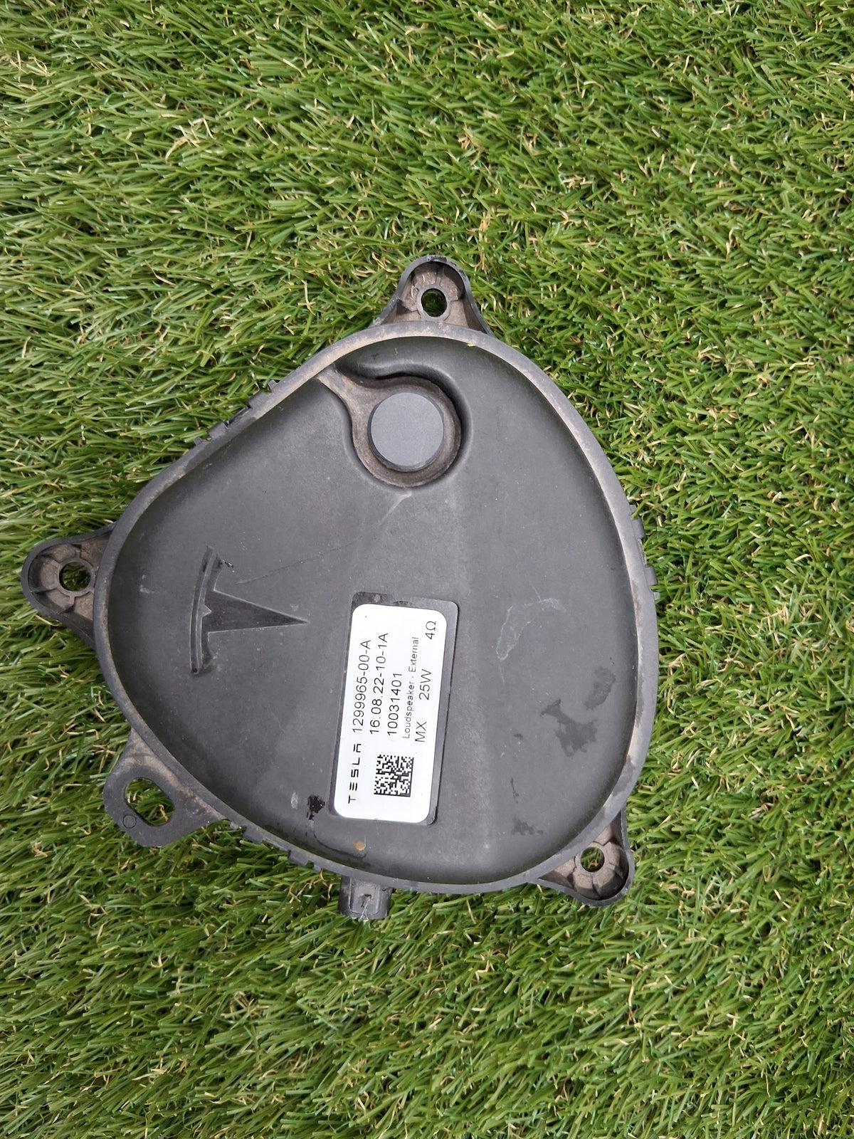 OEM 1299965-00-A 2022 Tesla Model Y Pedestrian Warning Speaker