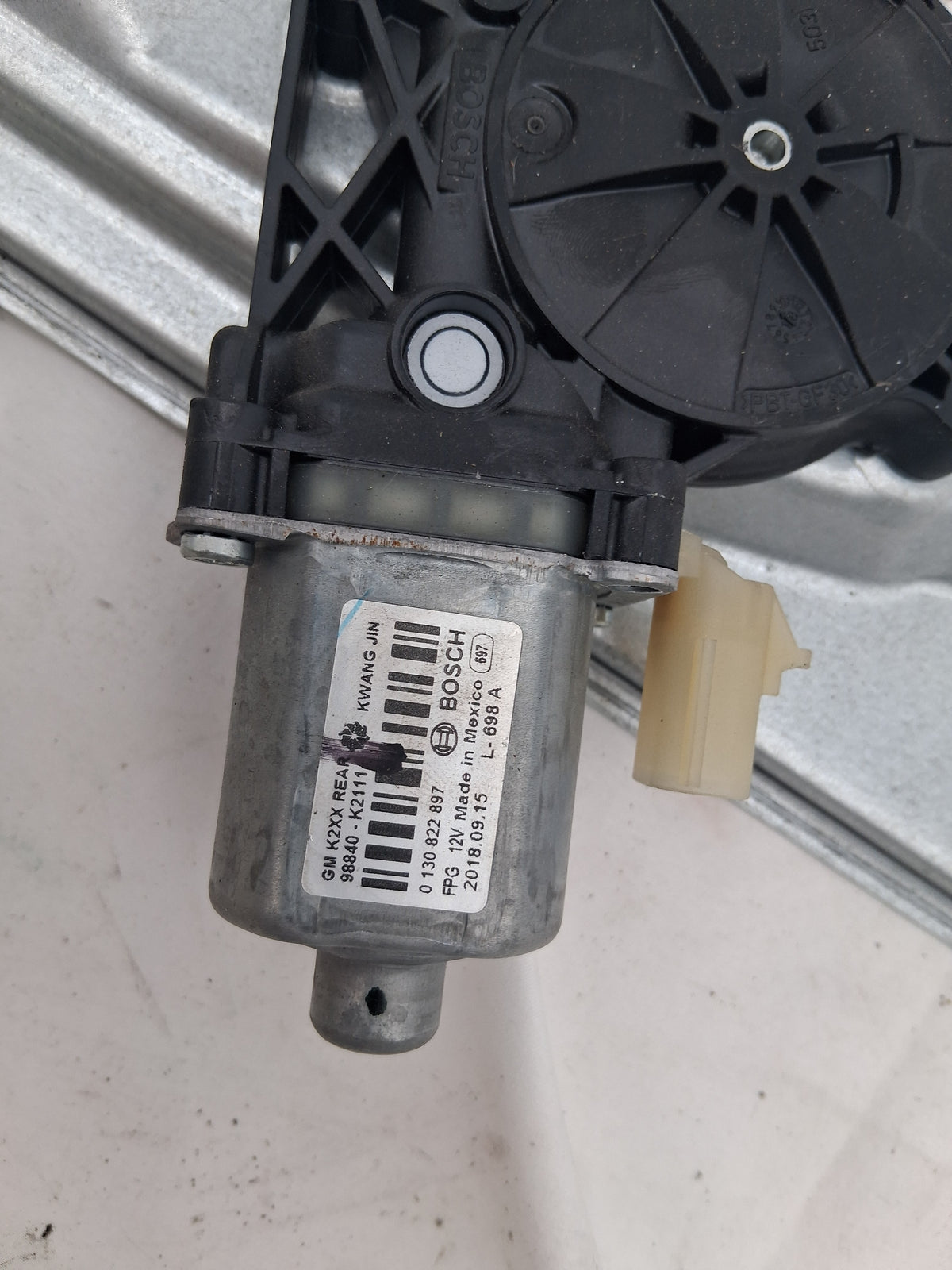 OEM# 98840-K2111 2019 Chevy Tahoe Premier Left Window Regulator & Motor