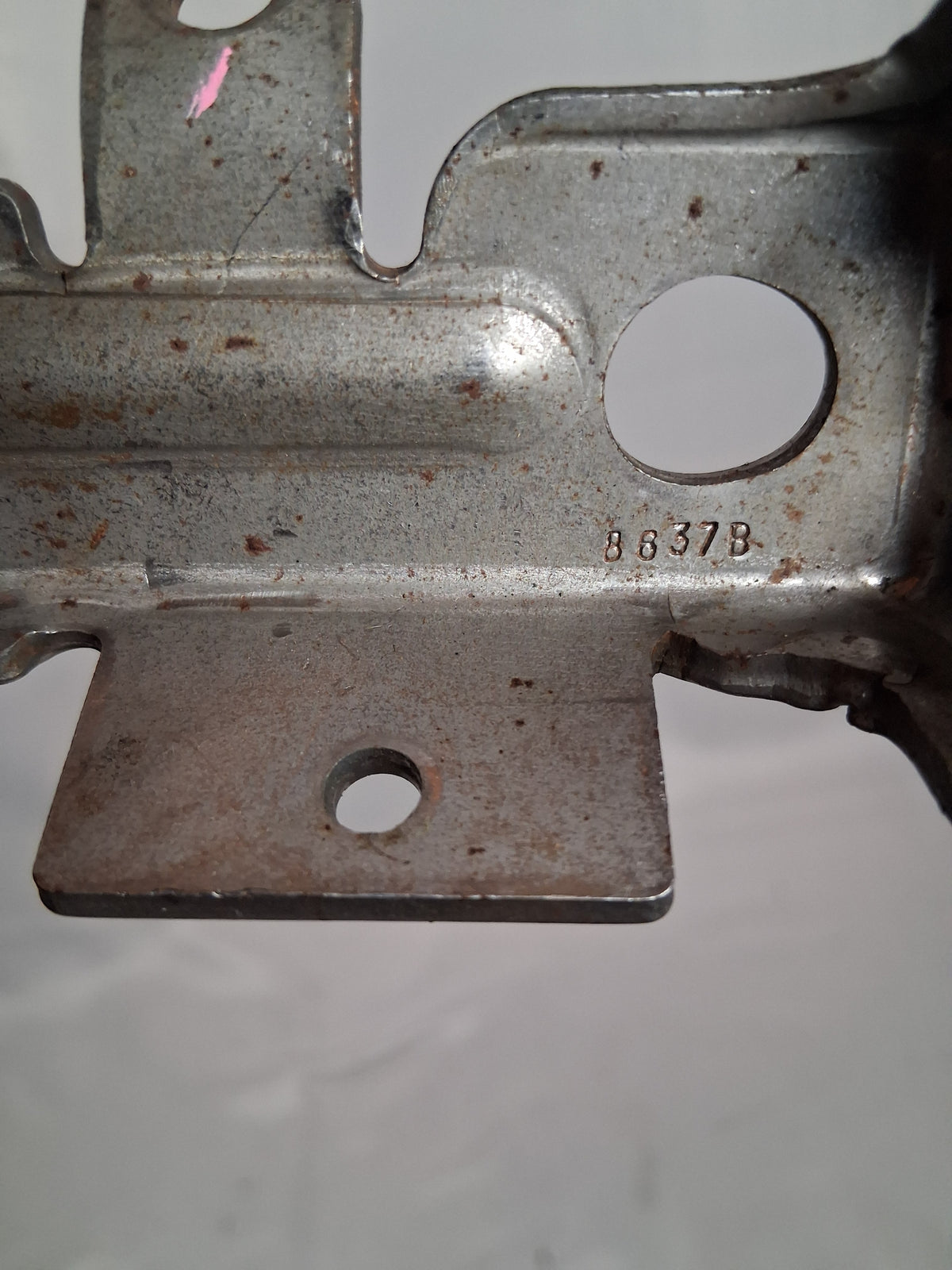 OEM# 2019 Chevy Tahoe Premier Hood Hinge