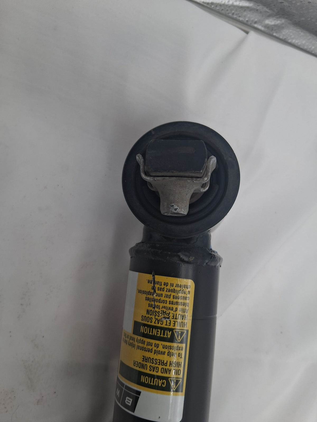 OEM# 84977478 2019 Chevy Tahoe Premier Front Shock Strut Assys Absorber