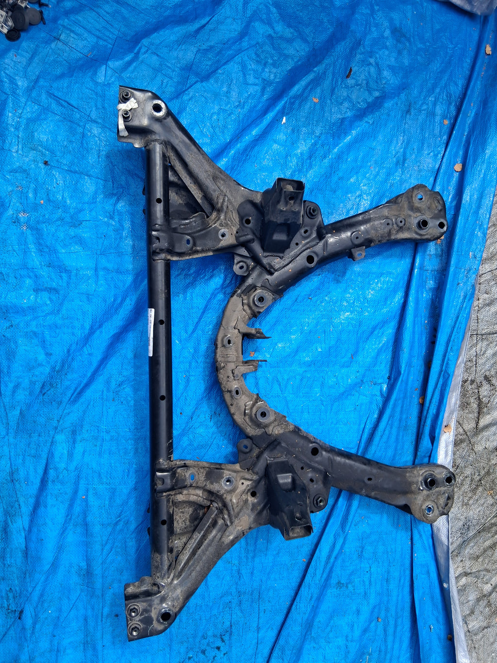 OEM 1044531-00-C 2022 Tesla Model Y Front Subframe Crossmember