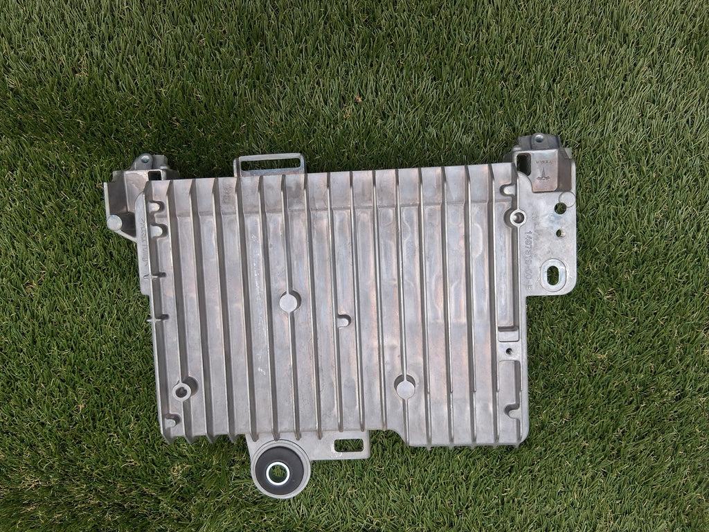 OEM 1497319-00-E 2022 Tesla Model Y Front Body Control Module