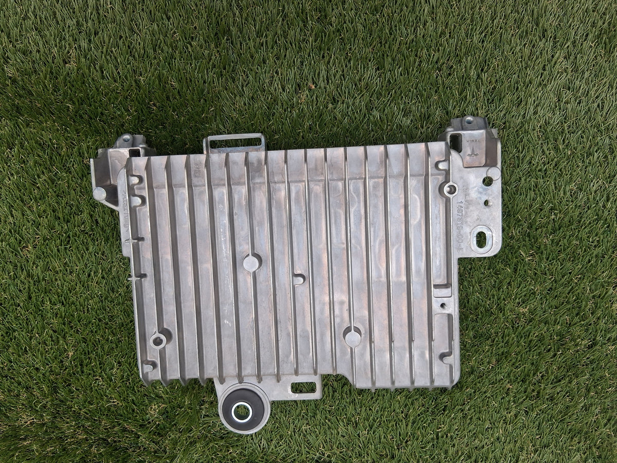 OEM 1497319-00-E 2022 Tesla Model Y Front Body Control Module