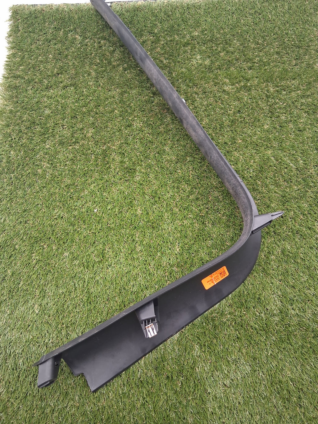 OEM 1494619-00-D 2022 Tesla Model Y Left Front Door Sill Scuff Plate