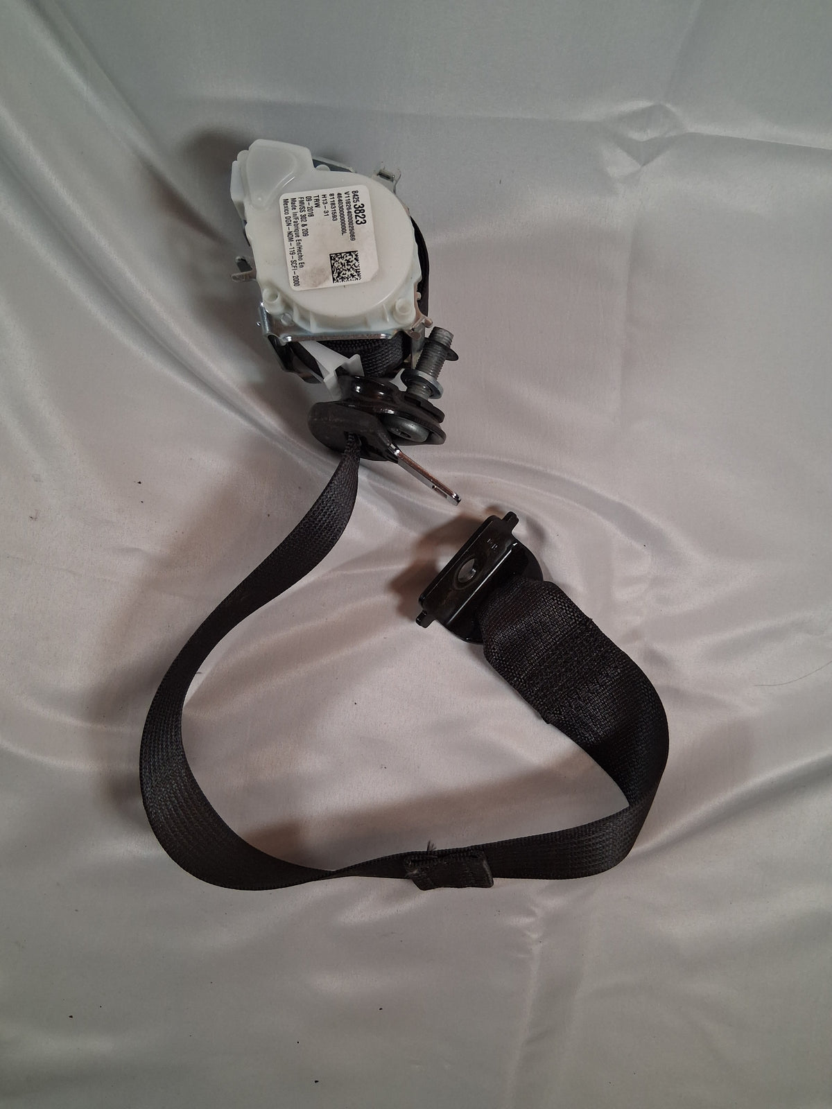2019 Chevy Tahoe Premier 3rd Row Driver Side Seat Belt Retractor Kit 84253823