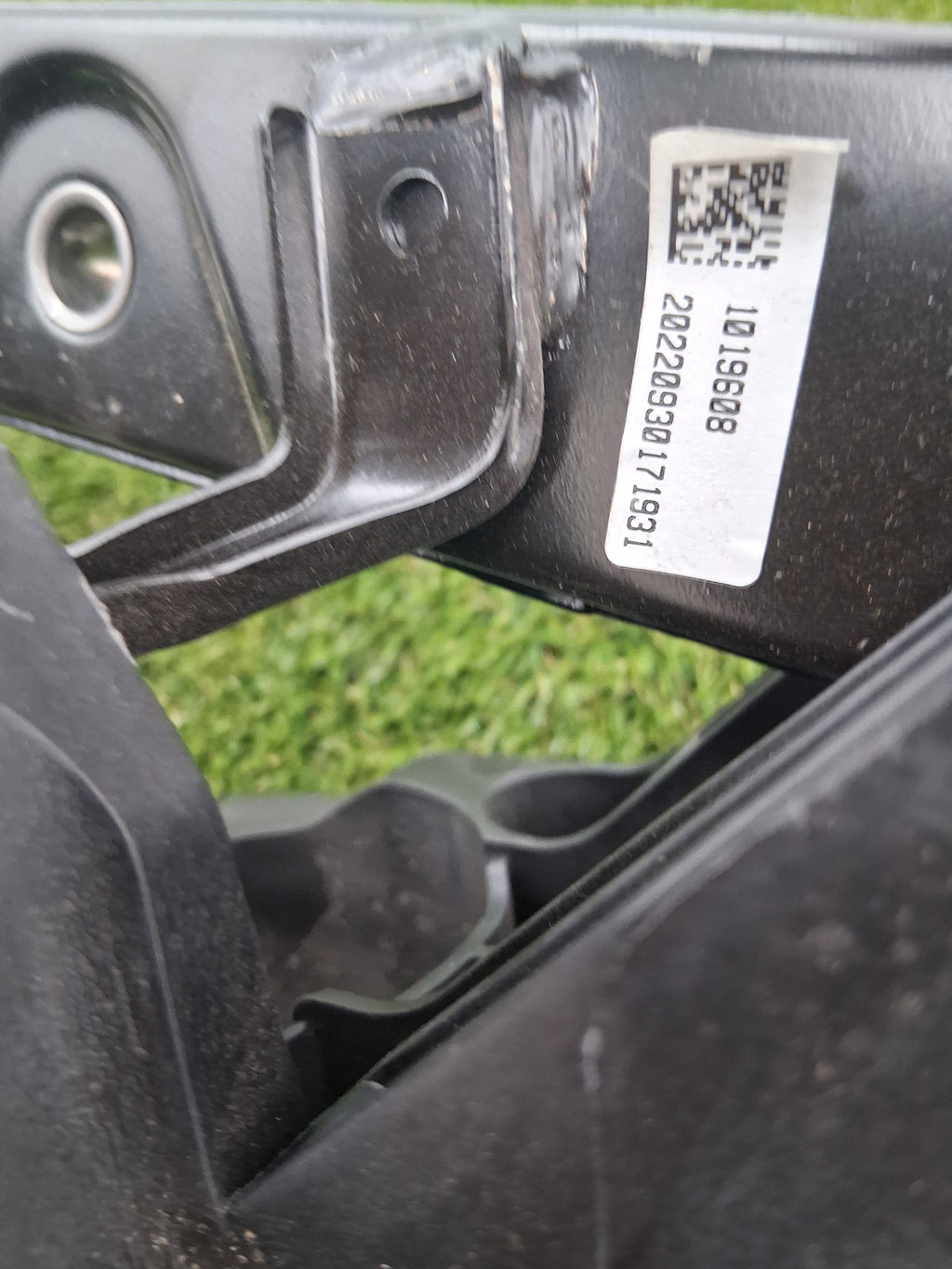 OEM 1188691-00-B 2022 Tesla Model Y Accelerator Brake and Gas Pedal Set