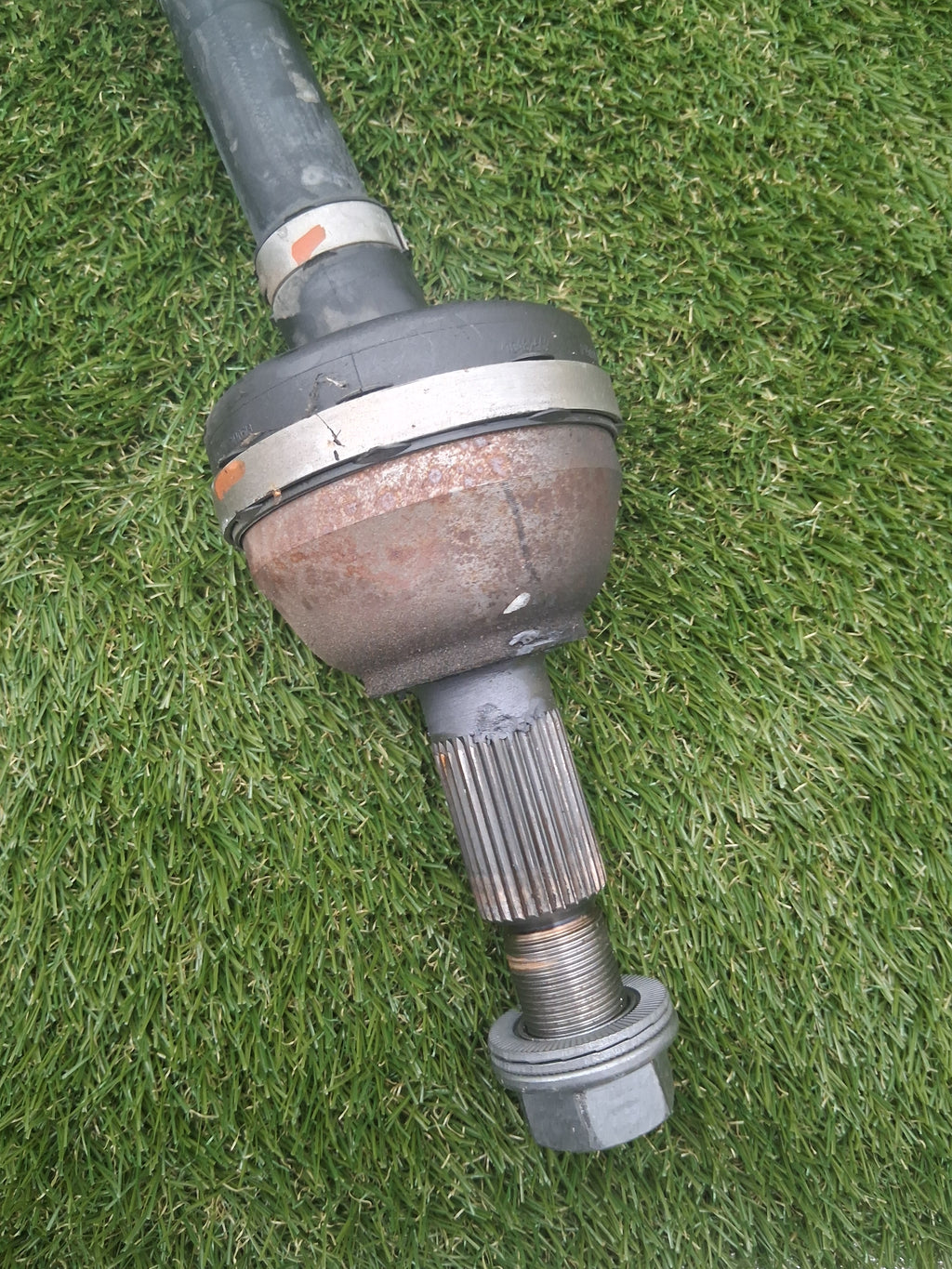 OEM 1188165-00-A 2022 Tesla Model Y Rear Axle Shaft Half Shaft Damaged