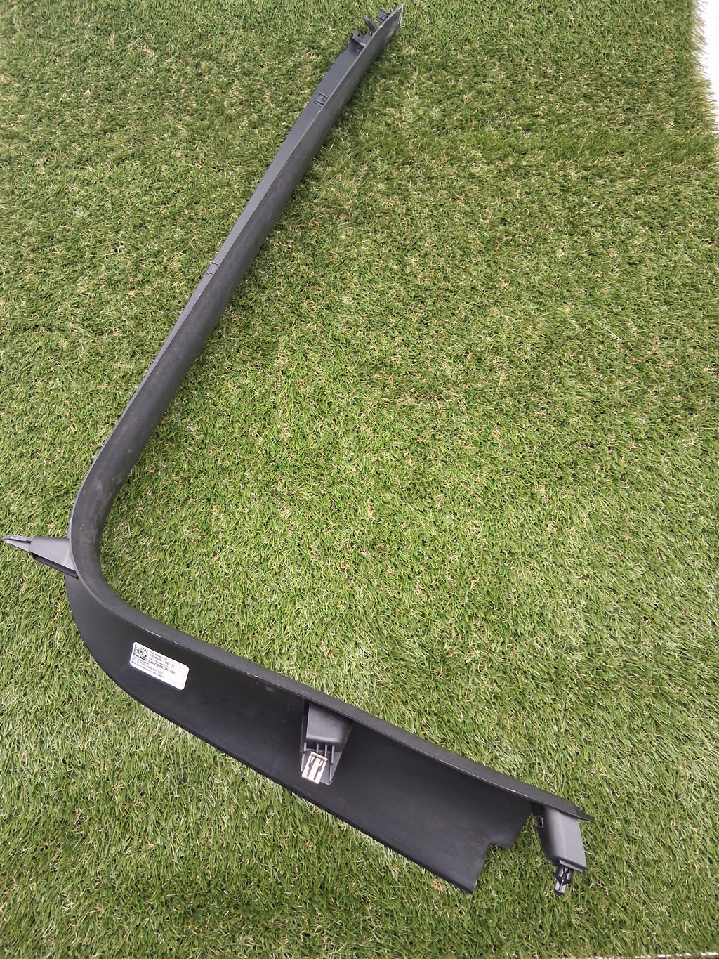 OEM 1494620-00-D 2022 Tesla Model Y Right A Pillar Lower Trim