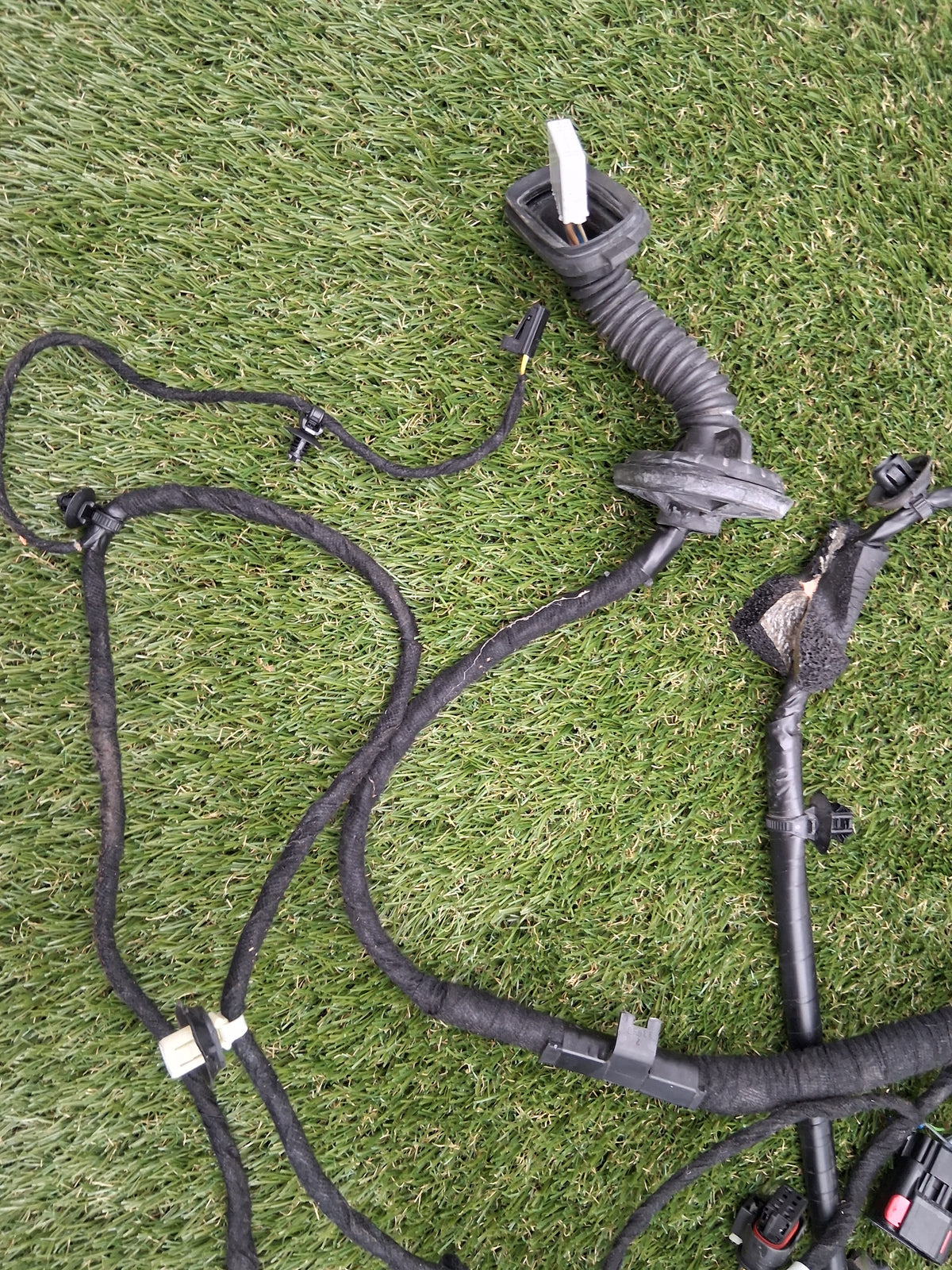 OEM 1489044-00-D 022 Tesla Model Y Left Door Wiring Harness