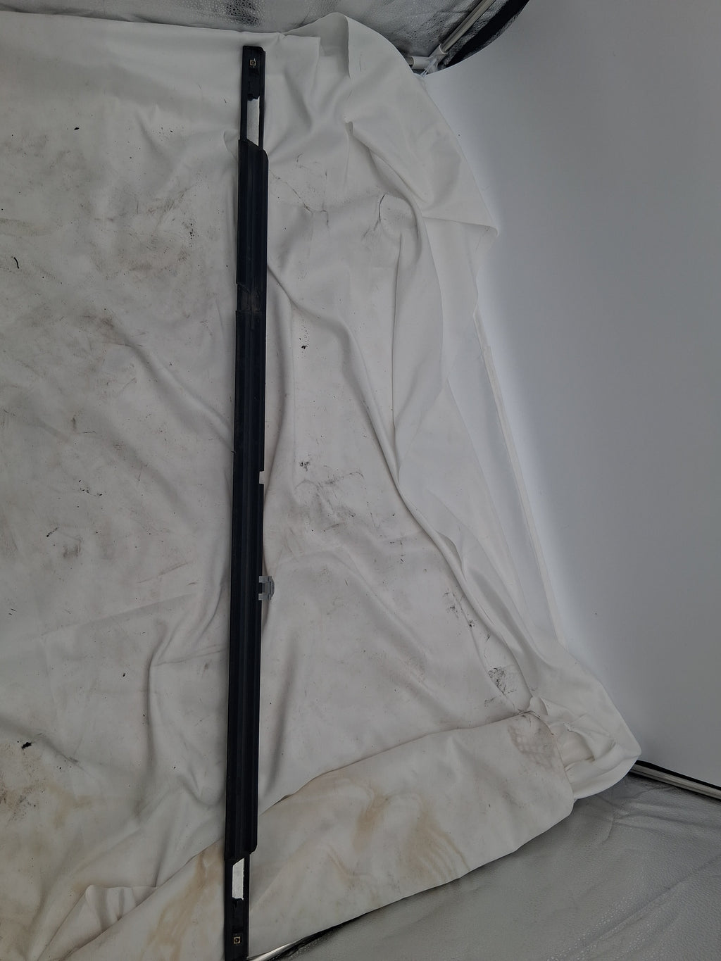 OEM# 84291967 2019 Chevy Tahoe Premier Window Sweep Belt Molding
