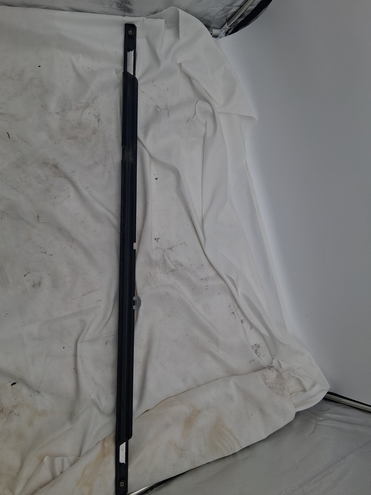 OEM# 84291967 2019 Chevy Tahoe Premier Window Sweep Belt Molding