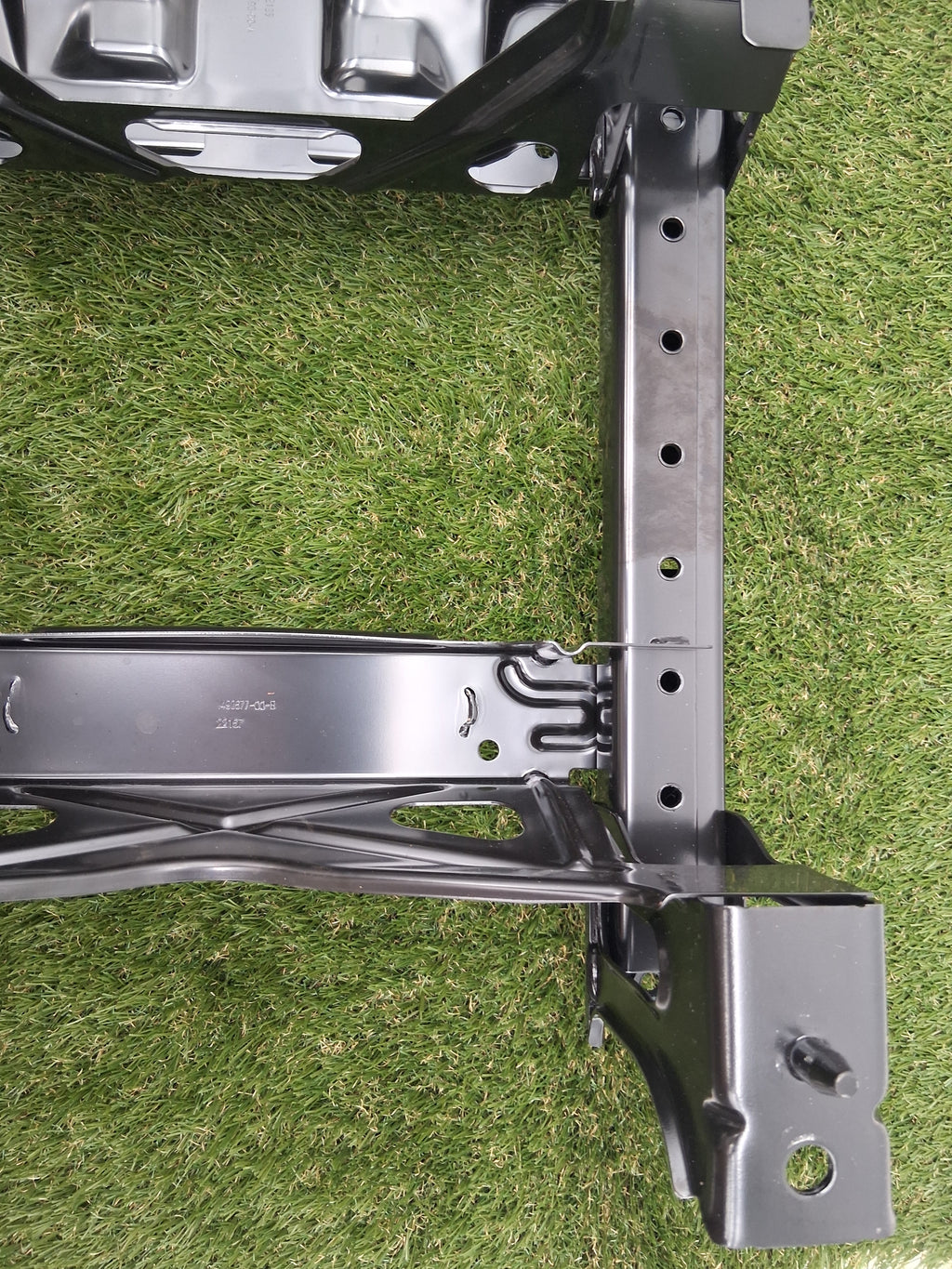 OEM 1507193-00-A 2022 Tesla Model Y Podium Bracket