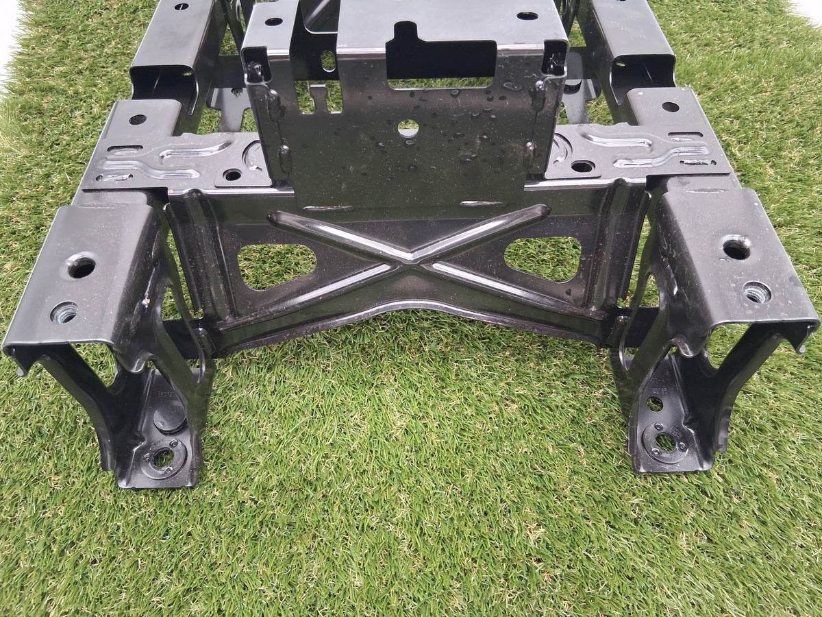 OEM 1507193-00-A 2022 Tesla Model Y Podium Bracket