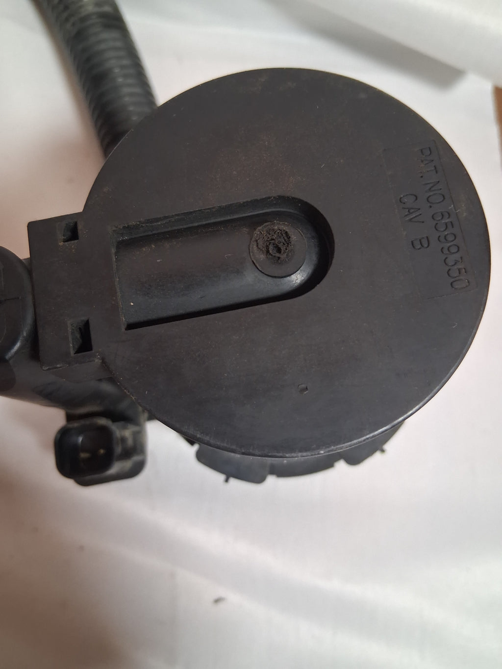 OEM# 6599350 2019 Chevy Tahoe Premier Vapor Canister Valve with Tube