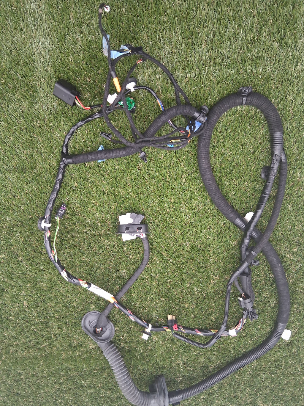 OEM 1489052-00-E 2022 Tesla Model Y Right Side Door Wiring Harness